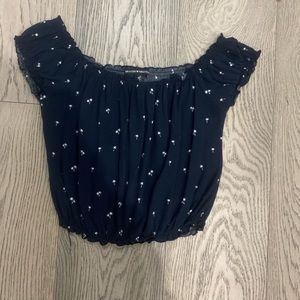 brandy melville rare off the shoulder top💌